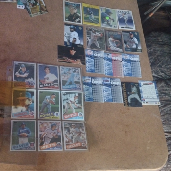 Vintage Baseball Card Collection - Picture 1 of 4